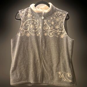 Women's XL Croft and Barrow Polyester Grey Vest